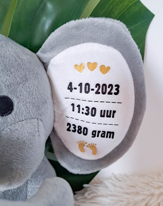 Gepersonaliseerde geboorteknuffel olifant met naam kraamcadeau Gifts by M