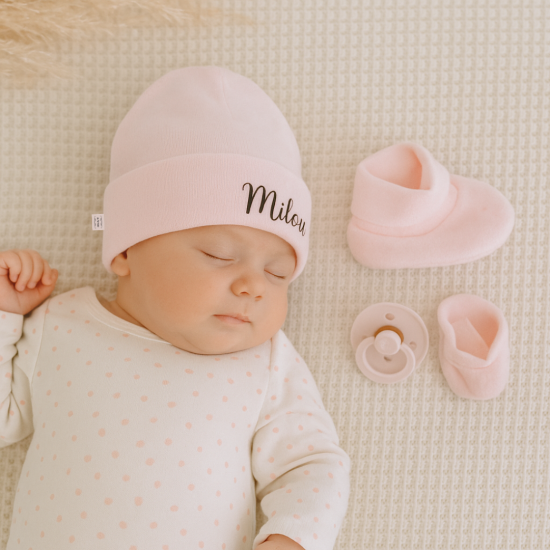 Babymutsje met naam roze gifts by m meisje kraamcadeau mutsje baby