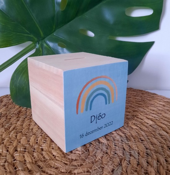 Houten spaarpot regenboog Gifts by M kraamcadeau