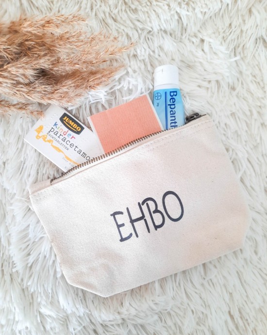 EHBO organizer pleister babyzalf paracetamol onderweg
