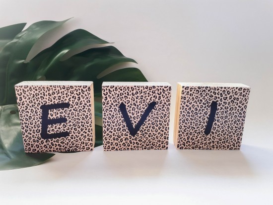 Naamblokken luipaardprint Gifts by M kraamcadeau