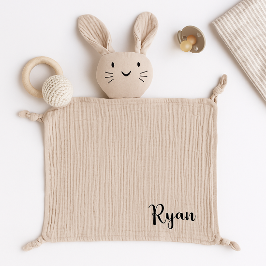 Knuffeldoekje met naam katoen speendoekje beige gifts by m