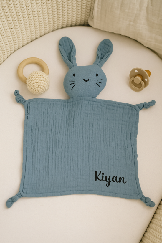 Knuffeldoekje met naam speendoekje blauw jongen gifts by m