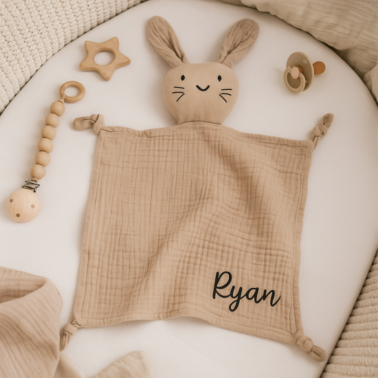 Knuffeldoekje met naam tutdoekje speendoekje beige gifts by m