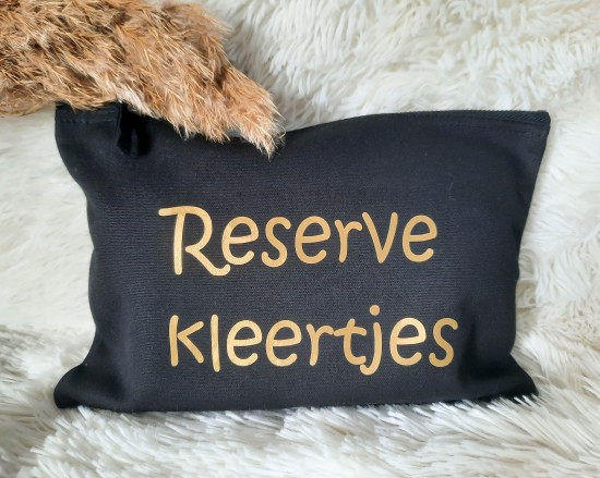 Reserve kleertjes zwart goud etui baby Gifts by M